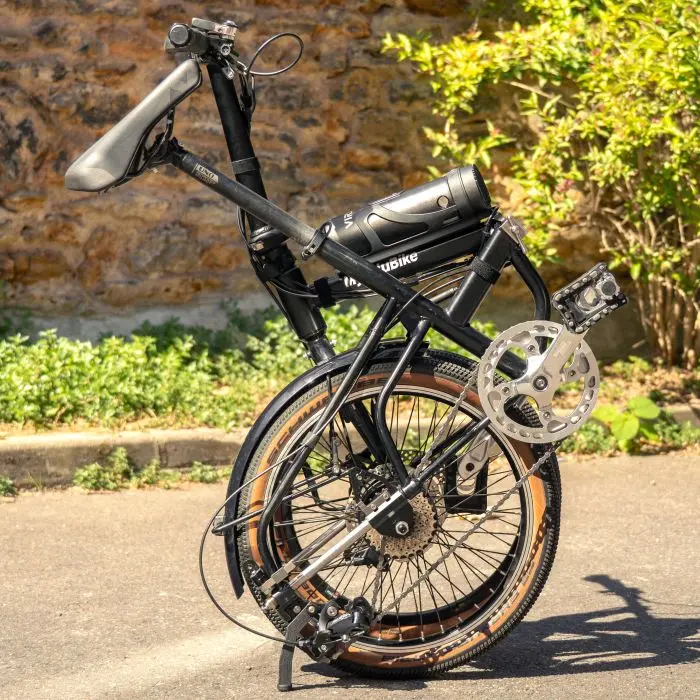 Lulu Bike Electric plié en mode valise