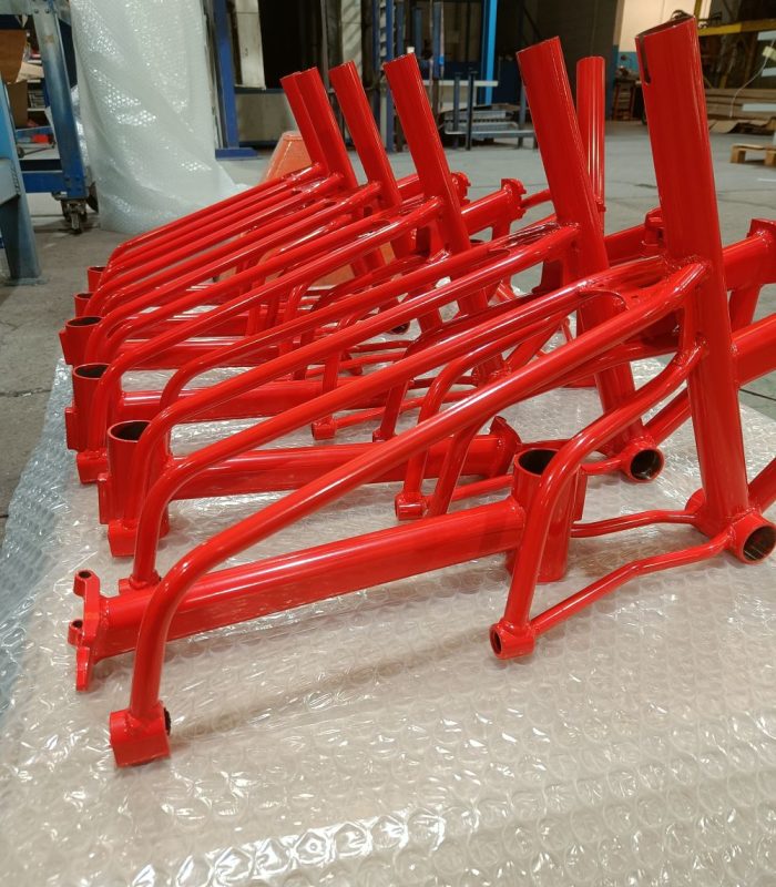 cadre velo pliant peint en rouge avec epoxy